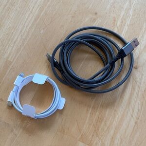 Bundle USB and Lightning Charging Cables